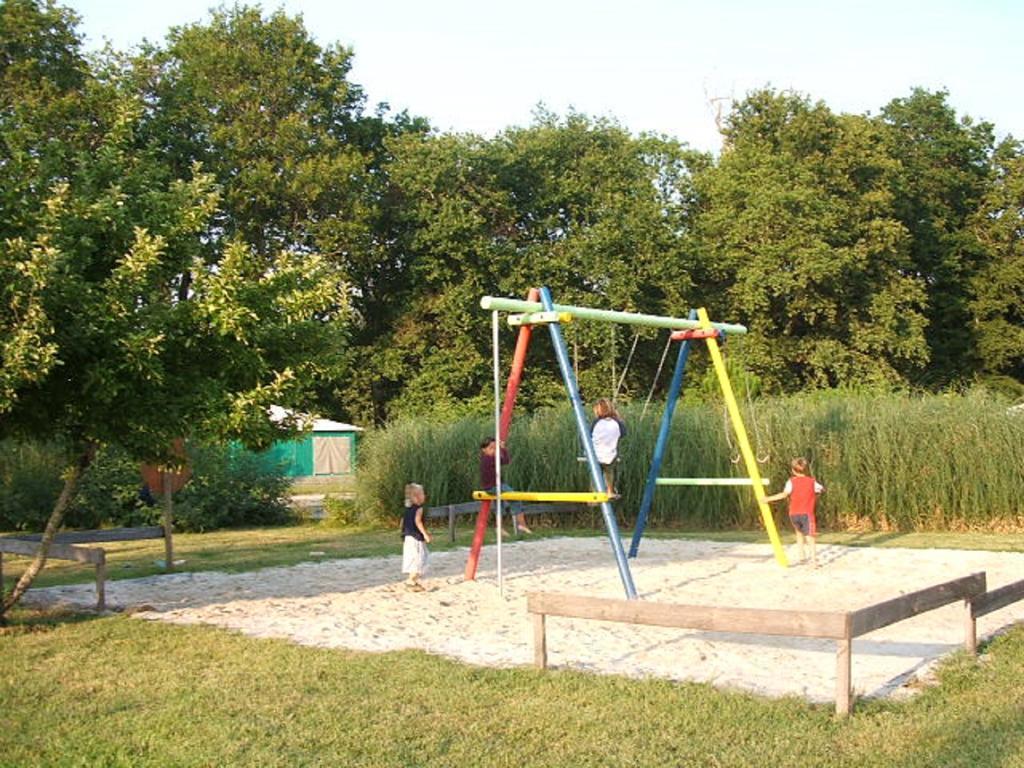 Camping La Chesnays Hotel Vendays-Montalivet Buitenkant foto