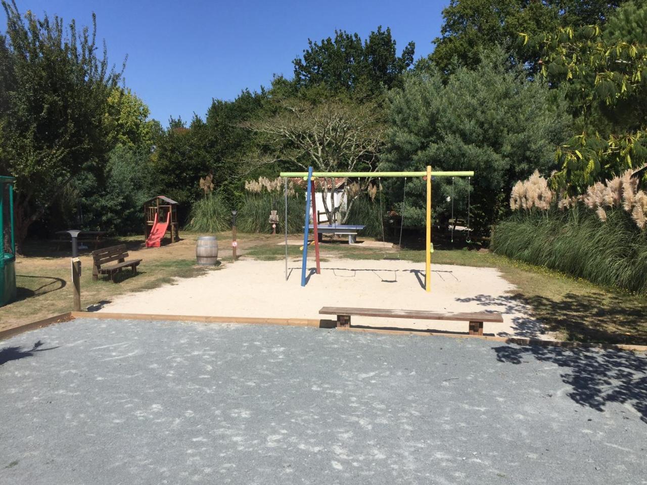 Camping La Chesnays Hotel Vendays-Montalivet Buitenkant foto